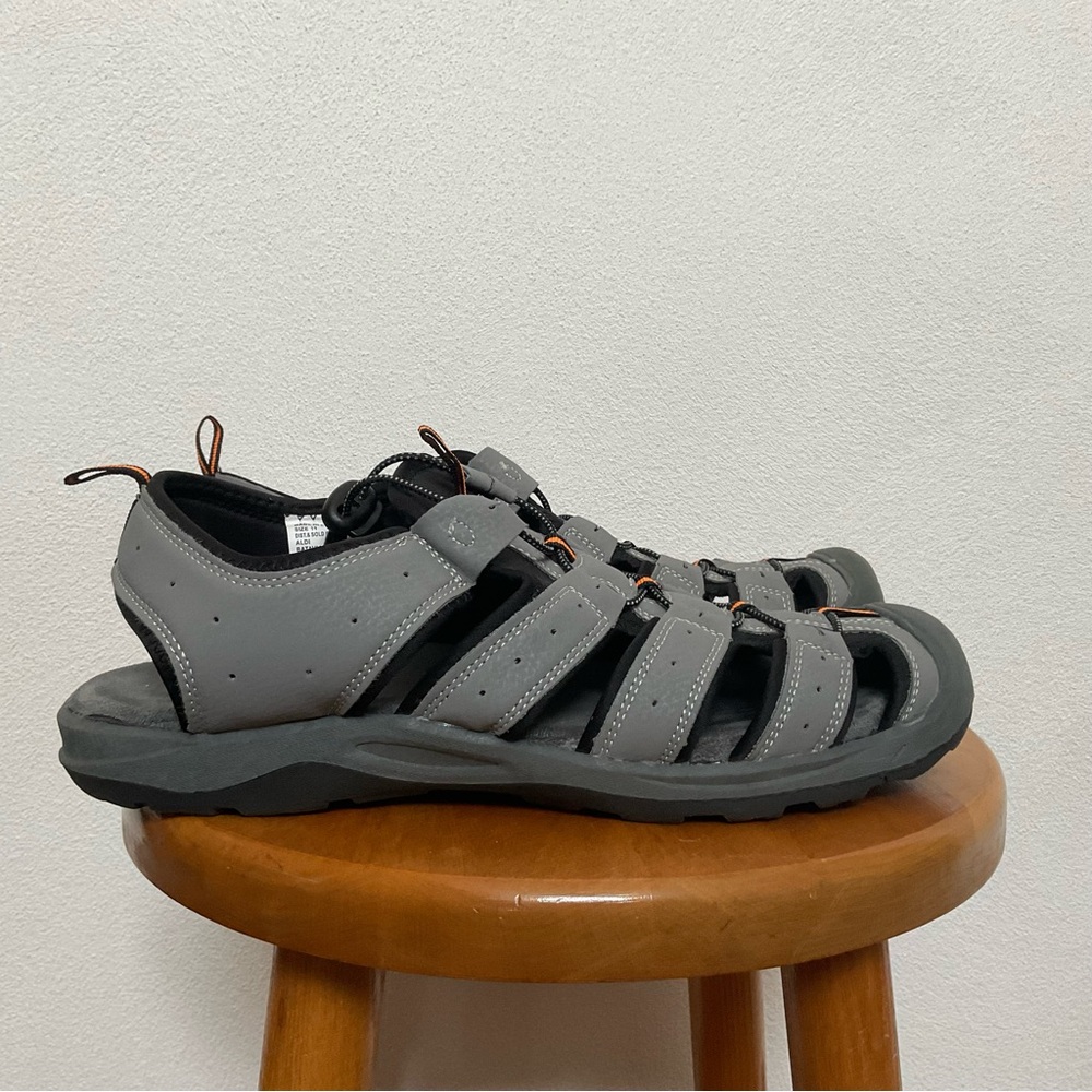 NWOT Adventuridge Grey Orange Closed Toe Adjustable Sandal Size 11 Men's Outdoor